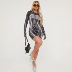 EGO Long Sleeve Contrast Body Print Mini Bodycon Dress In Black -The Perla Dress Sales Store 21 03 23 em70782 s scaled